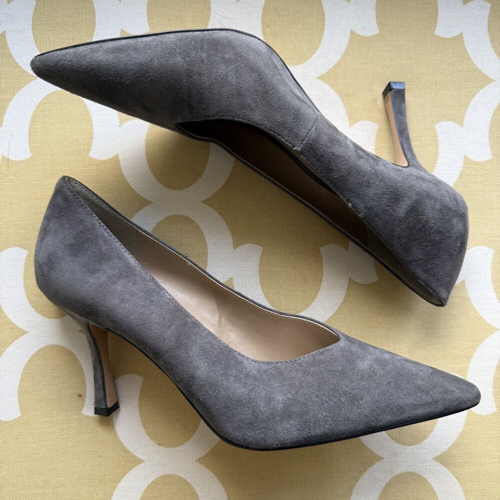 Ann Taylor Gray Suede Heels, size 8M, 3.5" heel - Picture 2 of 14